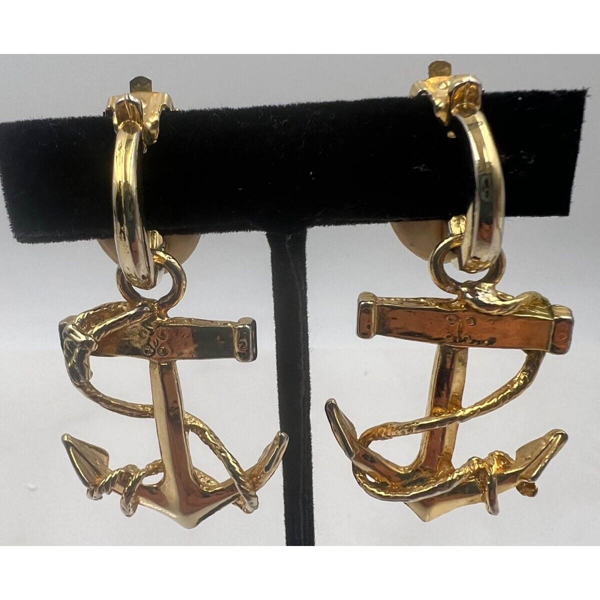Vintage Gold Tone Anchor Dangle Earrings Nautical Clip On Womens 80s 25$